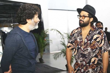 Allu Arjun and Trivikram Shooting for a Commercial Allu Arjun and Trivikram Shooting for a Commercial