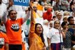 photos from howdy modi, Indian Americans, in pictures narendra modi indian americans at howdy modi, Mother india