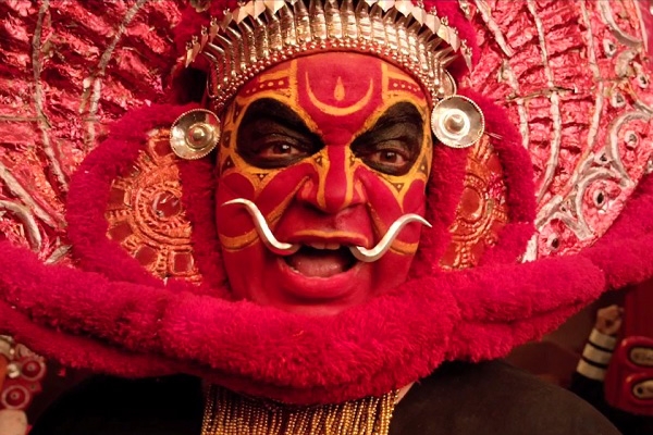 Demands for Ban on Kamal Haasan-starrer &quot;Uttama Villain&quot;},{Demands for Ban on Kamal Haasan-starrer &quot;Uttama Villain&quot;