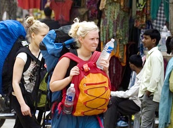 Security issue results in India&#039;s drop in Foreign women tourists!