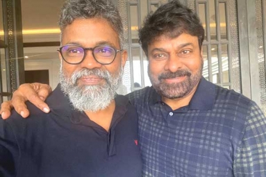 Chiranjeevi Appreciates Allu Arjun's Pushpa
