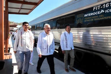 Mexico launches historic train line